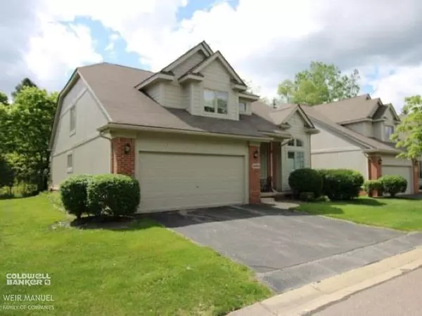 Farmington Hills, MI 48331,30764 Tanglewood Trl