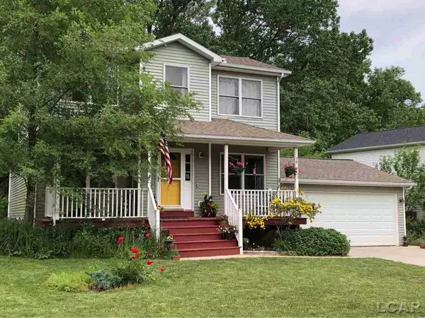 Adrian, MI 49221,901-11 Bradish St