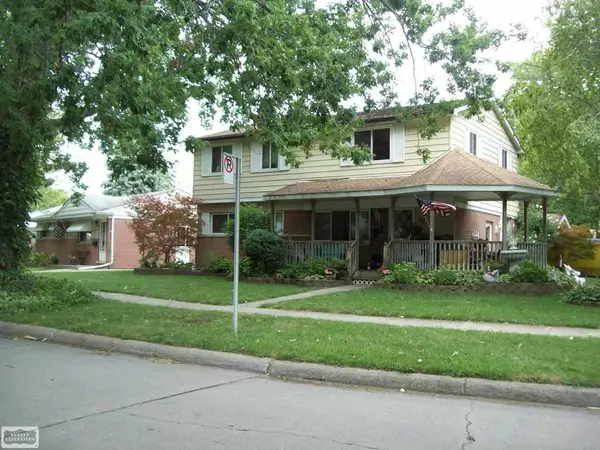 Clinton Township, MI 48035,33216 CHERYL