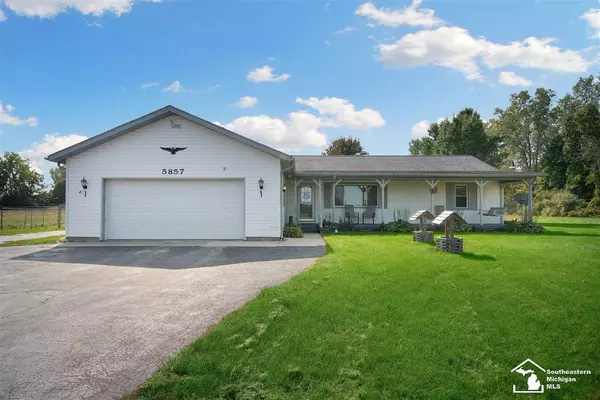 5857 Fay Road, Carleton, MI 48117