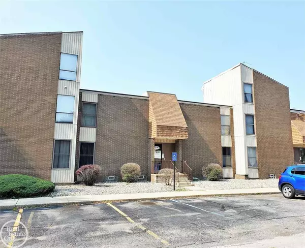 Mount Clemens, MI 48043,29 Dickinson