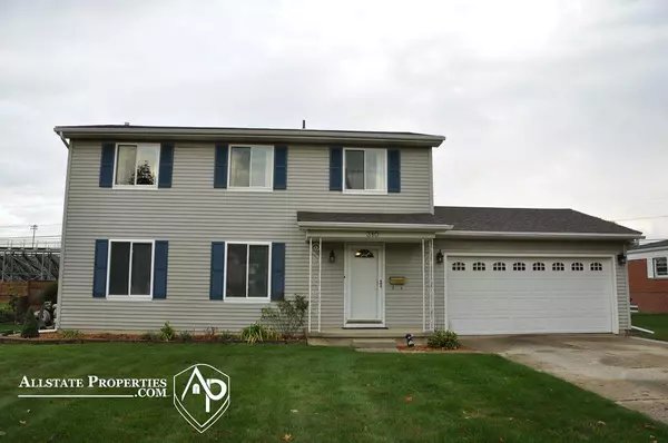 310 Amesbury, Davison, MI 48423