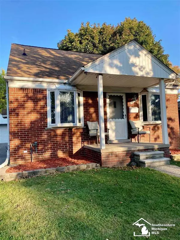 Wyandotte, MI 48192,1815 Cora