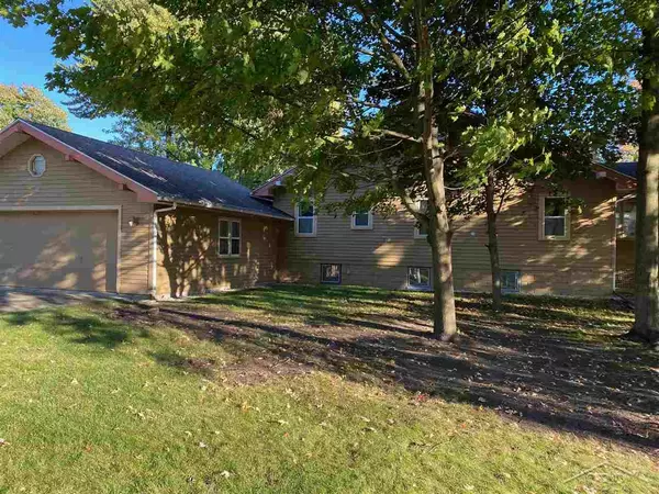 2718 Mackinaw, Saginaw, MI 48602