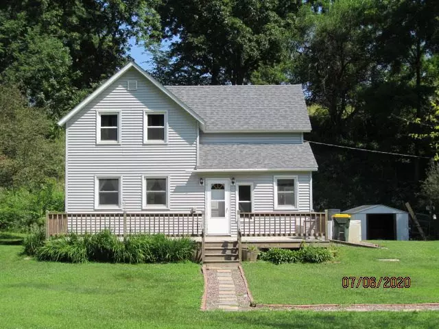 3510 Wood Rd, Fennimore, WI 53809-9693