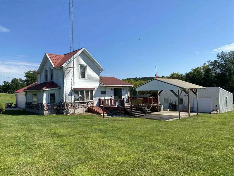 6910 County Road K, Gratiot, WI 53541