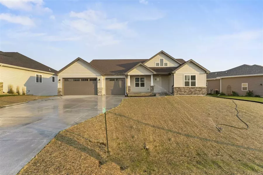 4128 Golden Wheat Run, Deforest, WI 53532