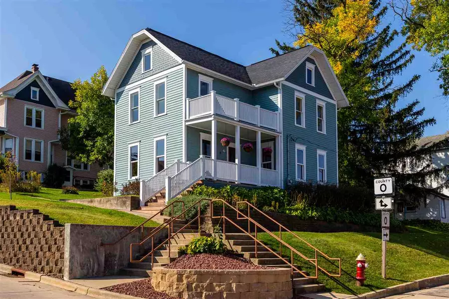 201 5th Ave, New Glarus, WI 53574