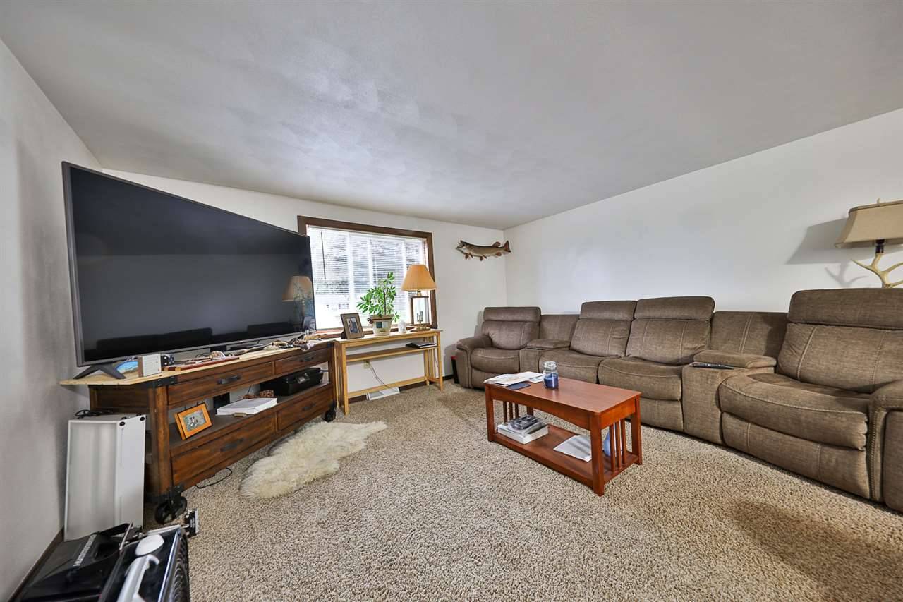 Milton, WI 53565,926-928 Parkview Dr
