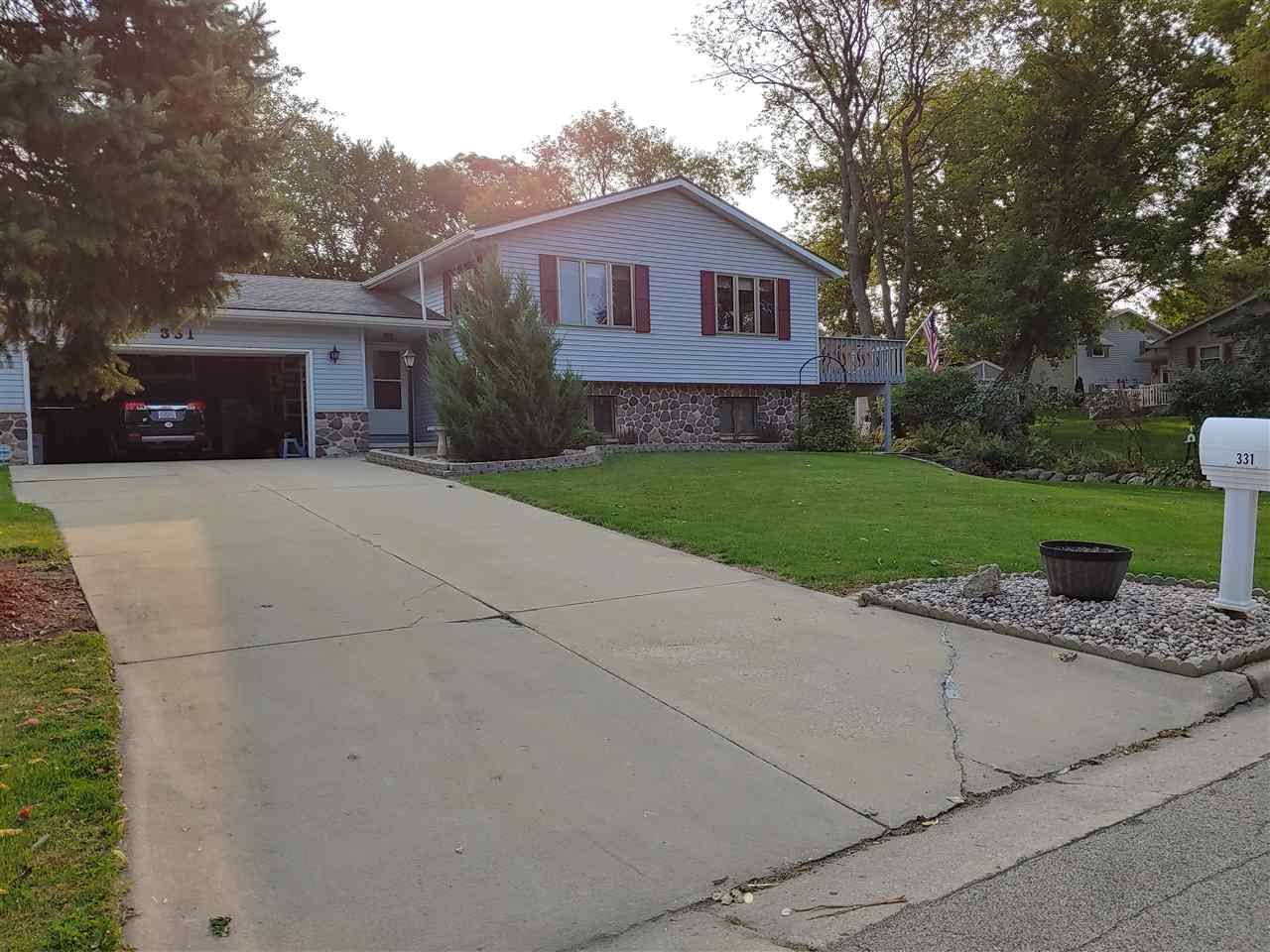 Mount Horeb, WI 53572,331 Parkway Dr