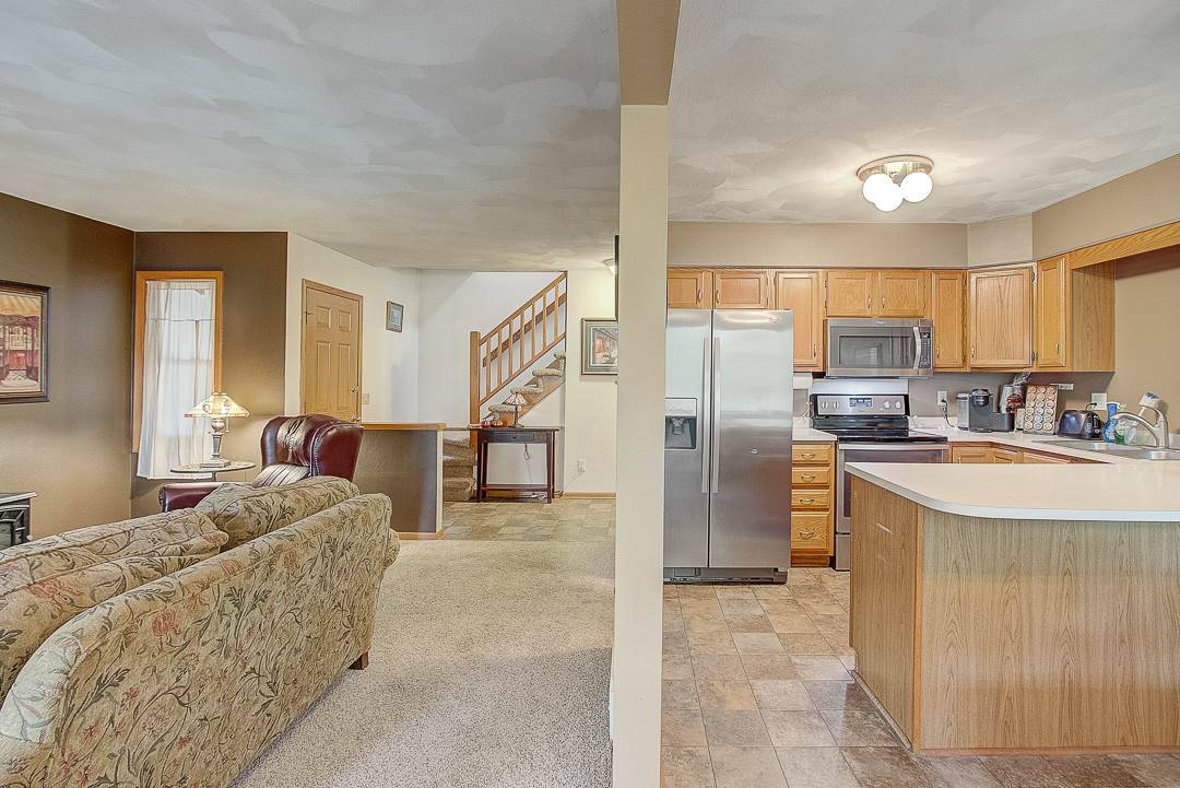 Waunakee, WI 53597,303 Castle Oaks Crossing