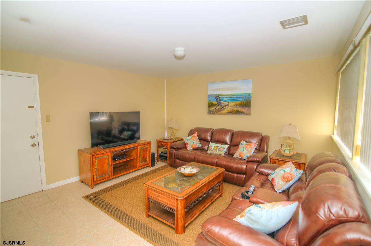 Ocean City, NJ 08226,3202 Asbury Ave #C5
