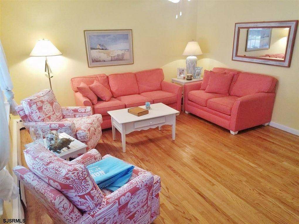 Ocean City, NJ 08226,25 W. Station Road