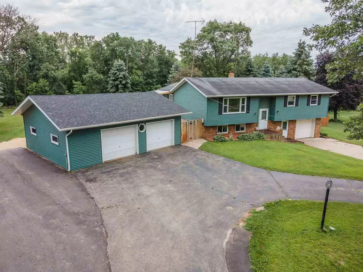 Reedsburg, WI 53959,E7065 LaBansky Rd