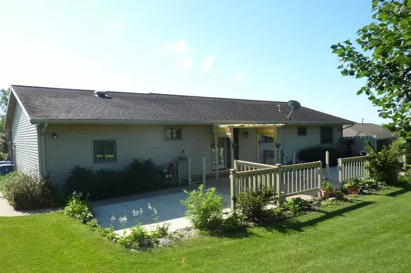 Dickeyville, WI 53808,510 Plum St