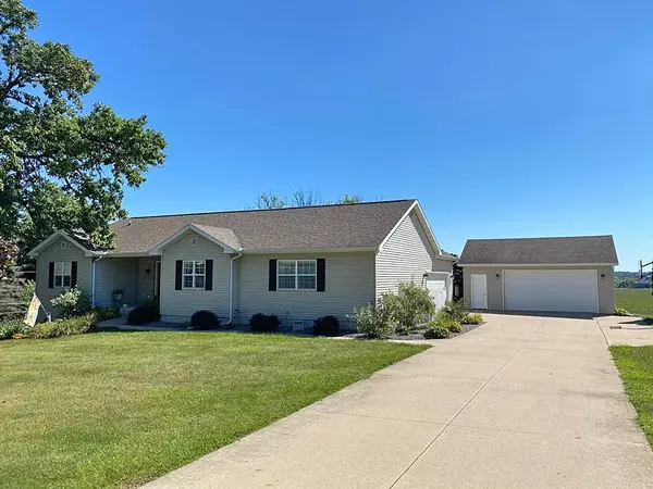 506 Montesian Ct, Monticello, WI 53570