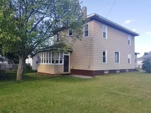 Tomah, WI 54660,221 Hollister Ave