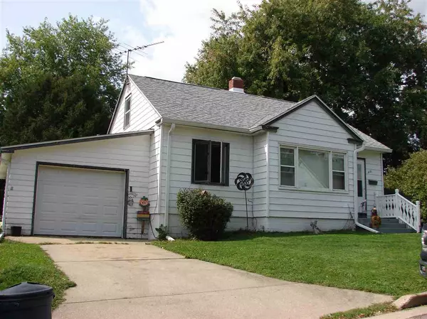 Dodgeville, WI 53533-1726,410 S Linn St