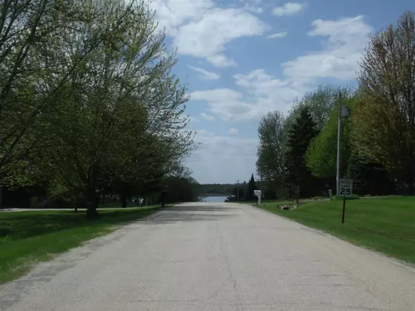 Green Lake, WI 54941,L14 & L15 Spring Lake Rd