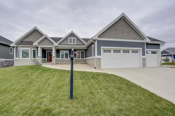 823 Victor Ln, Waunakee, WI 53597