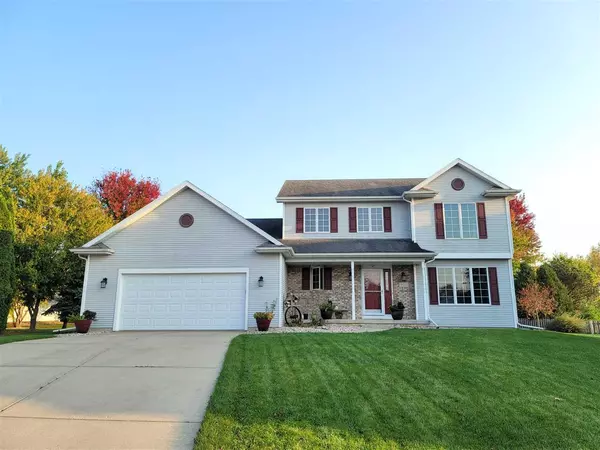 902 Innisbrook Ct, Waunakee, WI 53597-2247