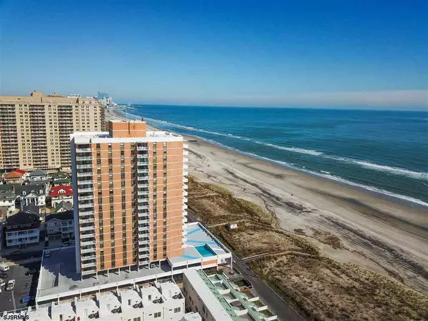 5200 Boardwalk #15D, Ventnor, NJ 08406