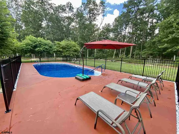 5986 Laurel Street, Mays Landing, NJ 08330