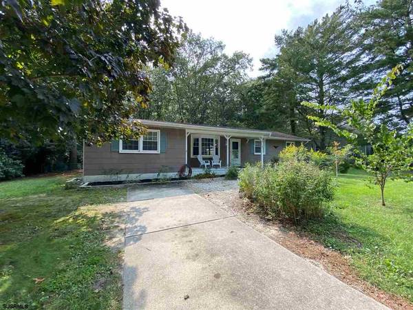 641 WOODLAND Ave, Absecon, NJ 08201