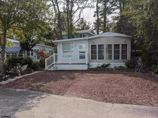 33 S Lake Dr, Marmora, NJ 08223