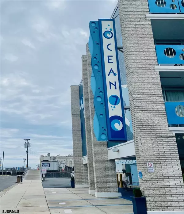 Ocean City, NJ 08226,870 E 7th St #423