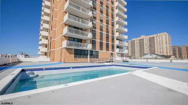 5200 Boardwalk #7E, Ventnor, NJ 08406