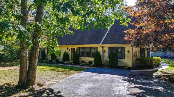 38 Church Rd, Marmora, NJ 08223