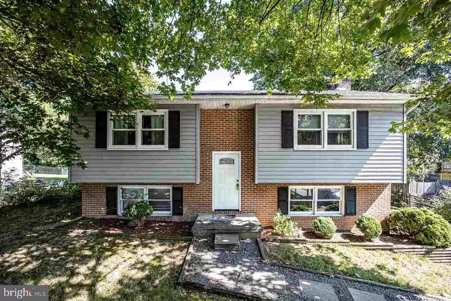 111 WHITES PL, Winchester, VA 22602