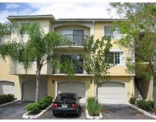 Royal Palm Beach, FL 33411,400 N Crestwood CT 413