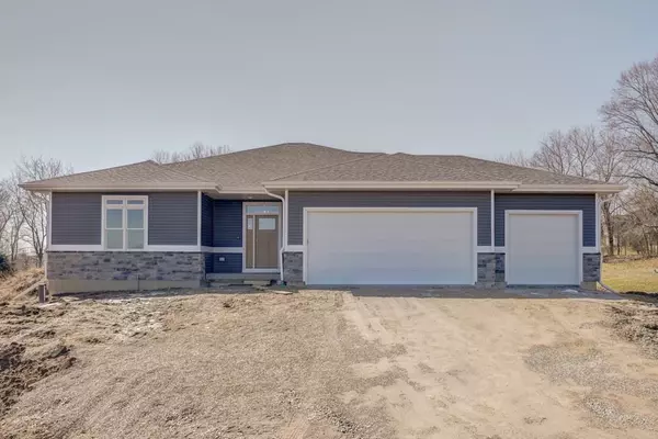 2563 Bass Rd, Cottage Grove, WY 53527