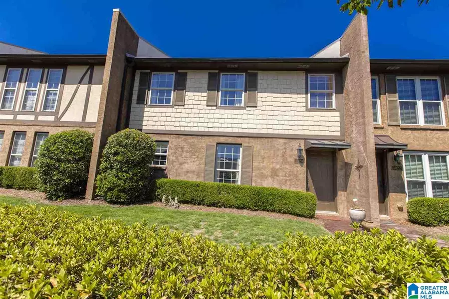 3020 ABBEY PARK, Vestavia Hills, AL 35243