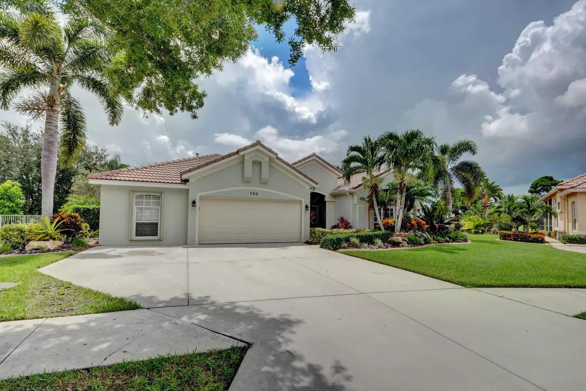 Port Saint Lucie, FL 34986,560 SW Romora Bay