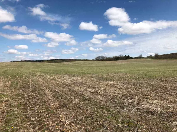 Pardeeville, WI 53954,70.5 Ac Hwy 33