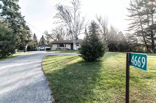 4669 County Road B, Oregon, WI 53575