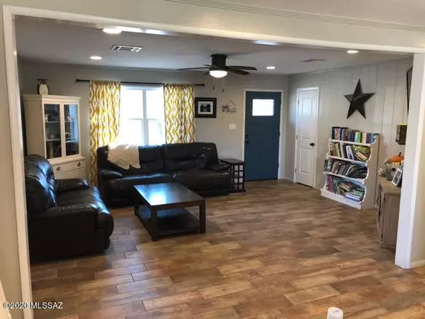 Benson, AZ 85602,436 W Cactus Street