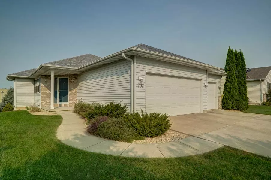 702 Tanglewood Dr, Deforest, WI 53532