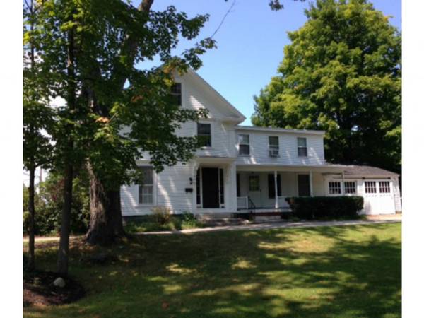 22 N Mast ST, Goffstown, NH 03045