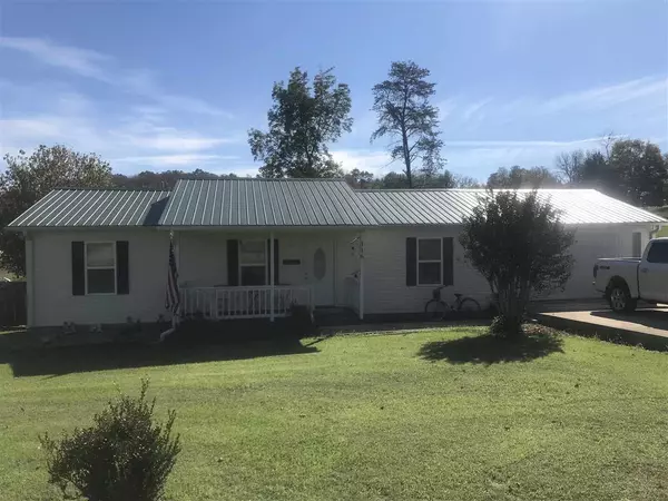 116 HELTON DR, Clifton, TN 38425