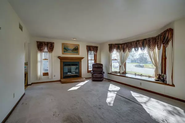 Deforest, WI 53532,900 Lincoln Green Ct