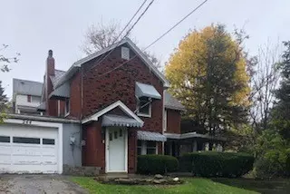 244 N Main St, Houston, PA 15342