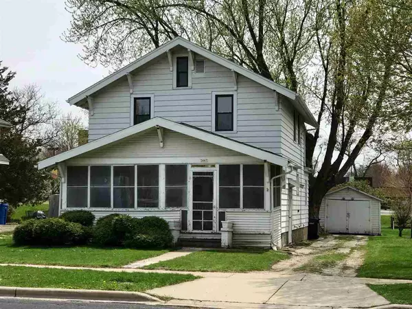 7447 Franklin Ave, Middleton, WI 53562