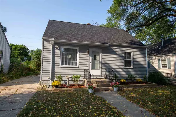 2806 Coolidge St, Madison, WI 53704