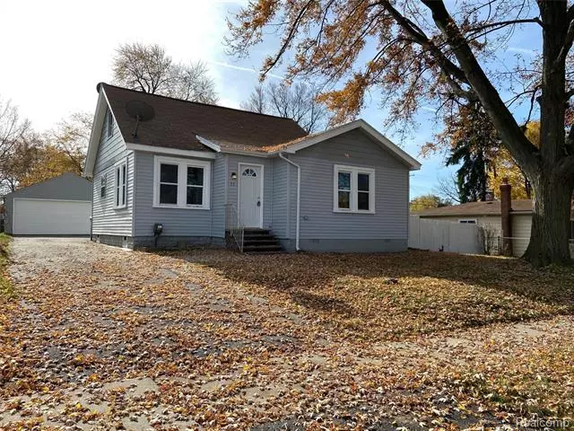 55 W PRINCETON AVE, Pontiac, MI 48340