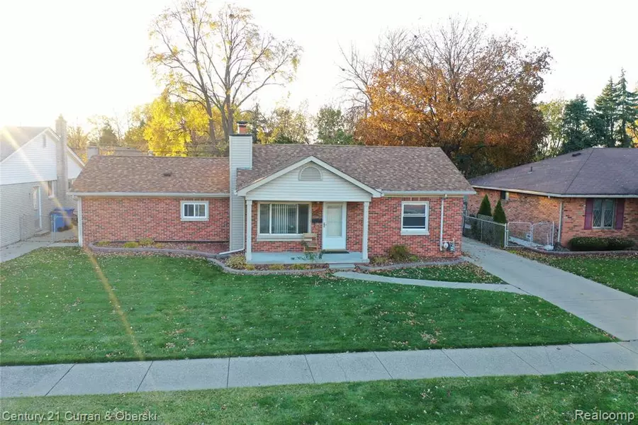 7015 WHITEFIELD Street, Dearborn Heights, MI 48127 4713