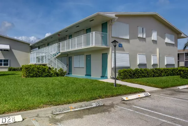 Boynton Beach, FL 33435,740 W W Horizons 106